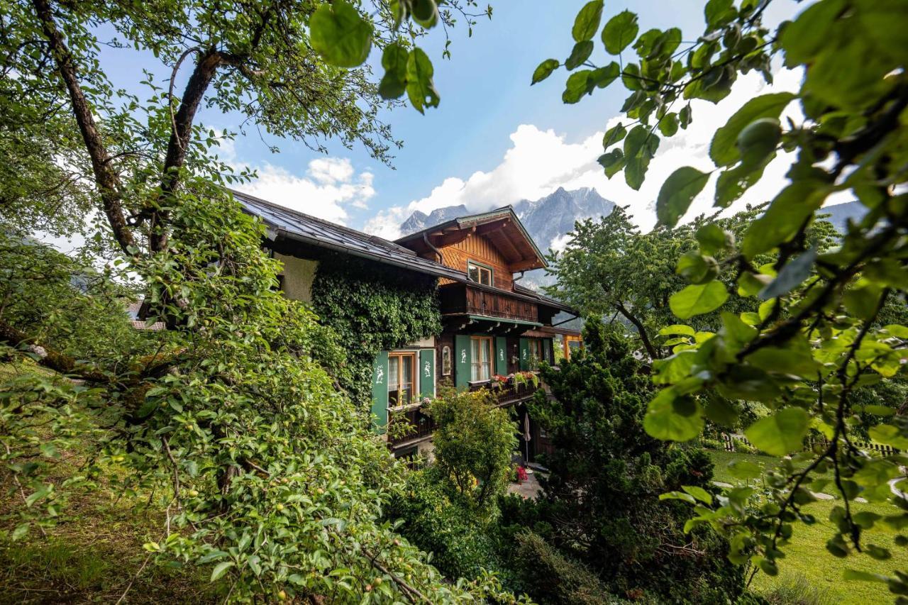 Alpenrelax Haus Weidmannsheil Wohnen Im Romantischen Forsthaus ヴェルフェン エクステリア 写真