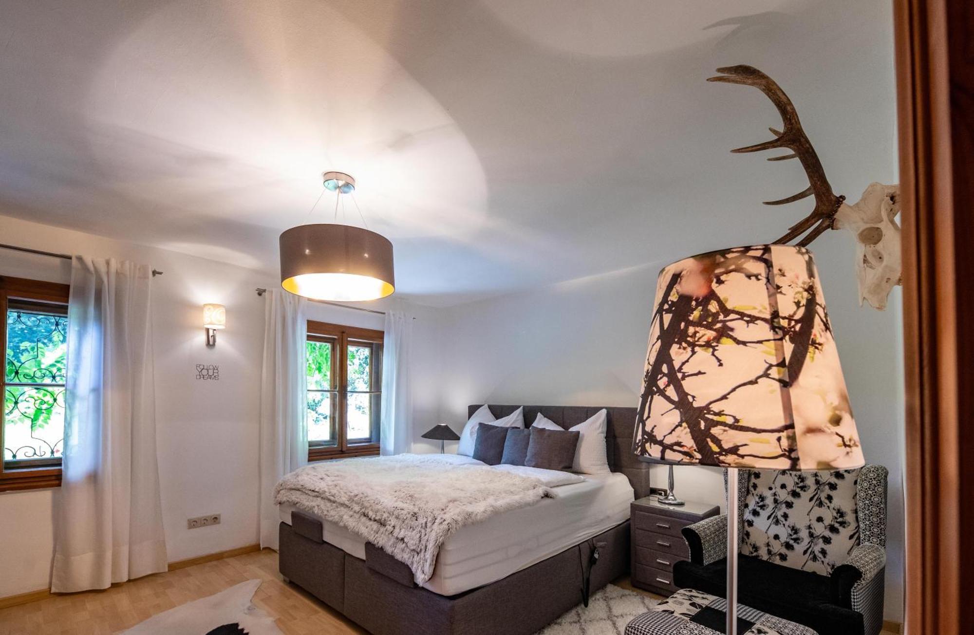Alpenrelax Haus Weidmannsheil Wohnen Im Romantischen Forsthaus ヴェルフェン エクステリア 写真